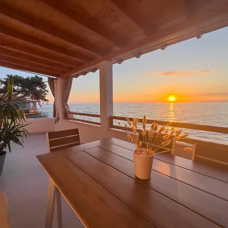 Lighthouse Tatil Evi